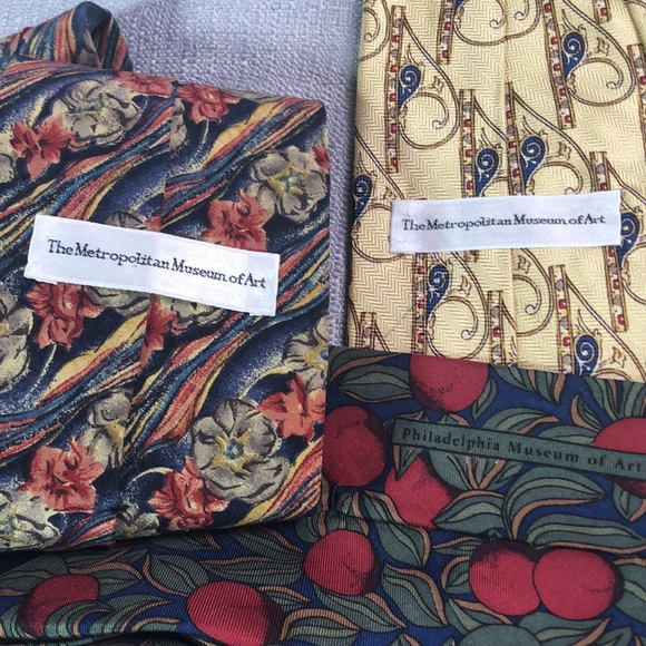 Lot of 3 Artsy Silk Neck Tie  Museums Metropolitan and Philadelphia Unique MFA - Picture 5 of 10